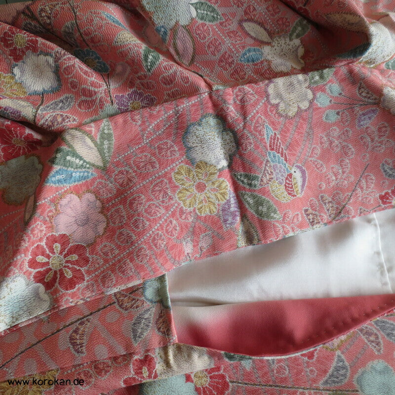 Tsujigahana Blumen und Mandarinenten Seidencrepe Komon Kimono