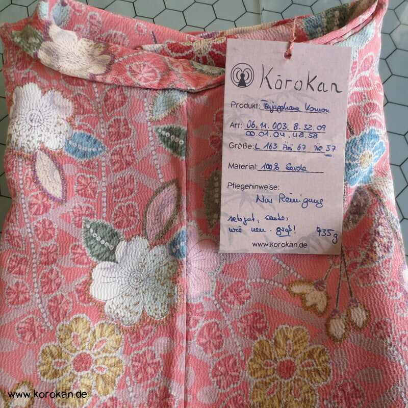 Tsujigahana Blumen und Mandarinenten Seidencrepe Komon Kimono