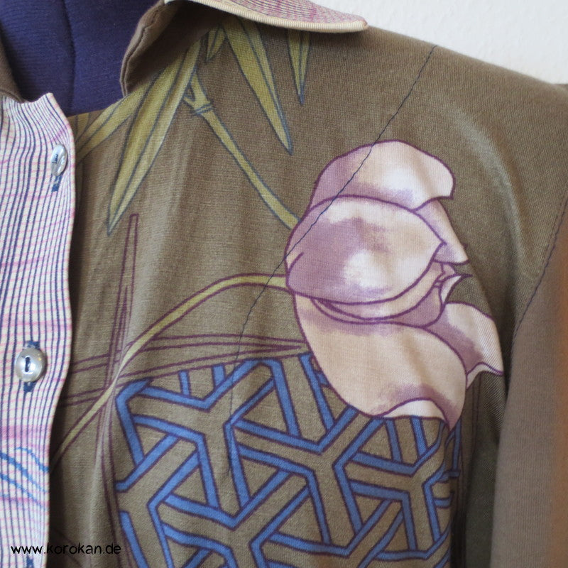 Blüten, Kanji, Stickerei, Seide, Viscose, Baumwolljersey Zero Waste langarm Bluse