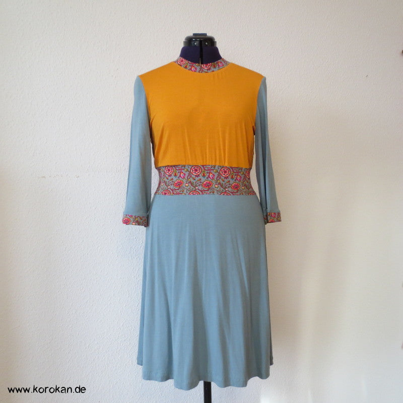 Kombistoffe Jerseykleid, orange, petrol, abgesetzte Kanten