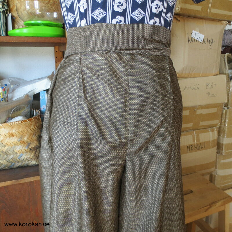 Hakama artige Hose, Kasuri Tsumugi Seide
