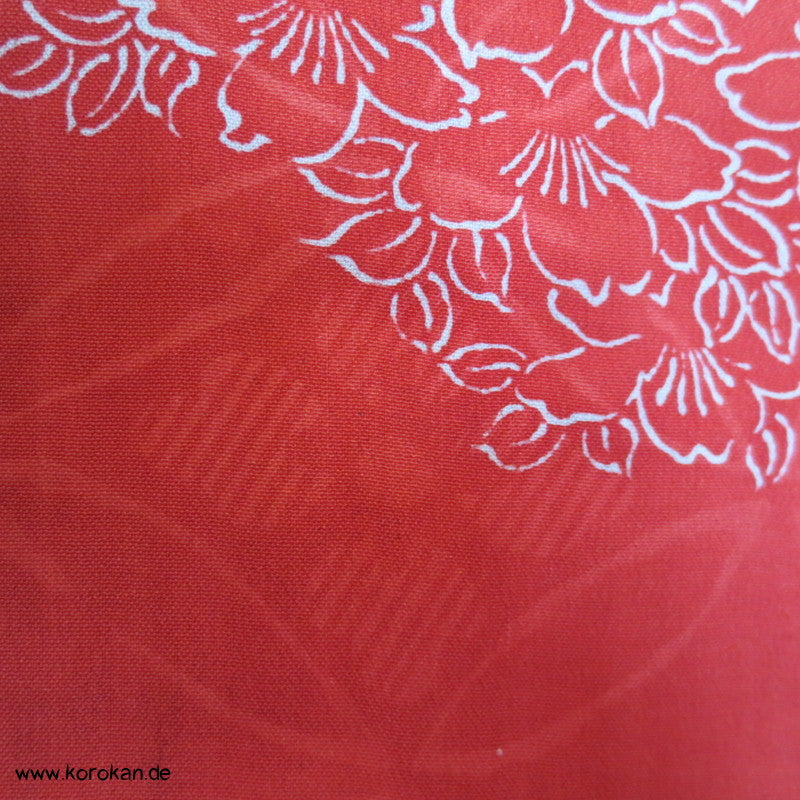 Fächer auf rotem Grund Seidentaft Komon Kimono