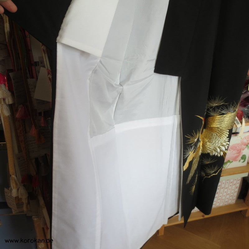 Kraniche gestickt in Gold und Silber Tomesode Kimono