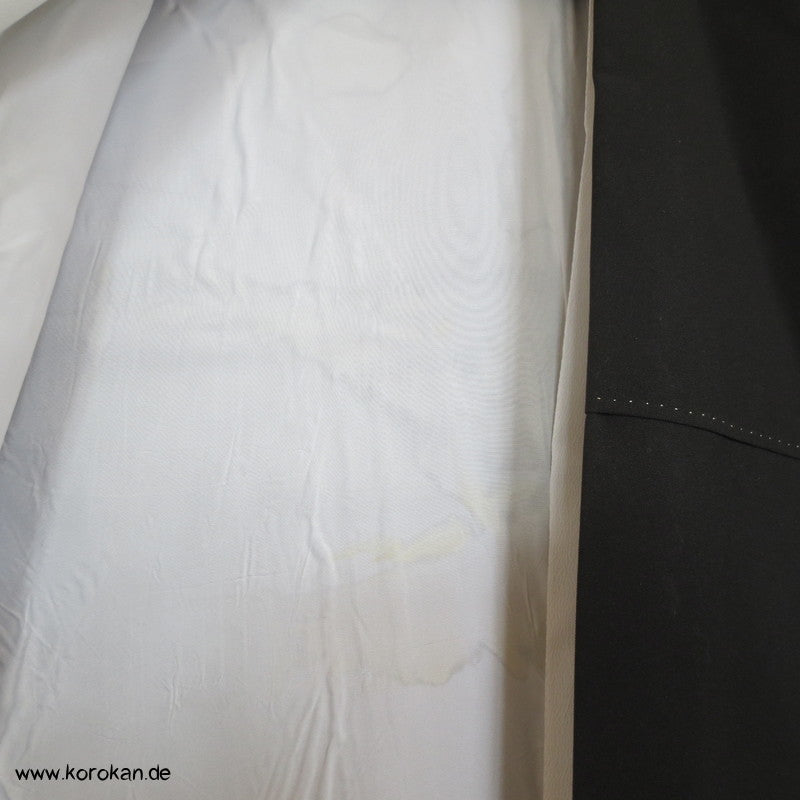 Kraniche gestickt in Gold und Silber Tomesode Kimono