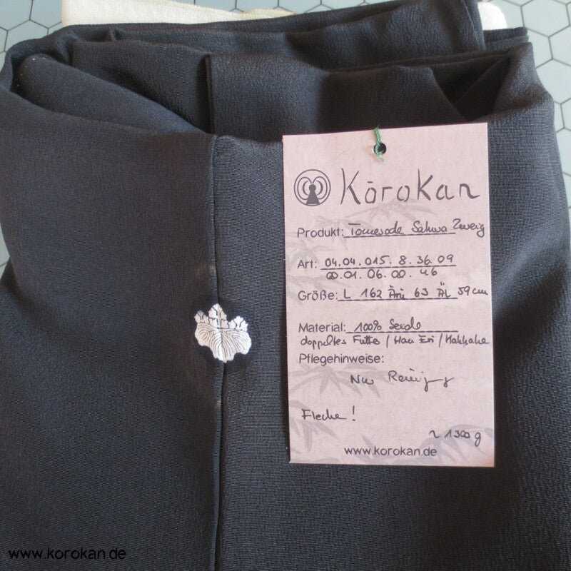 Sakura Zweige, grüner Ahorn Tomesode Seiden Kimono