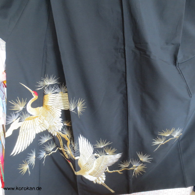 Kraniche gestickt in Gold und Silber Tomesode Kimono