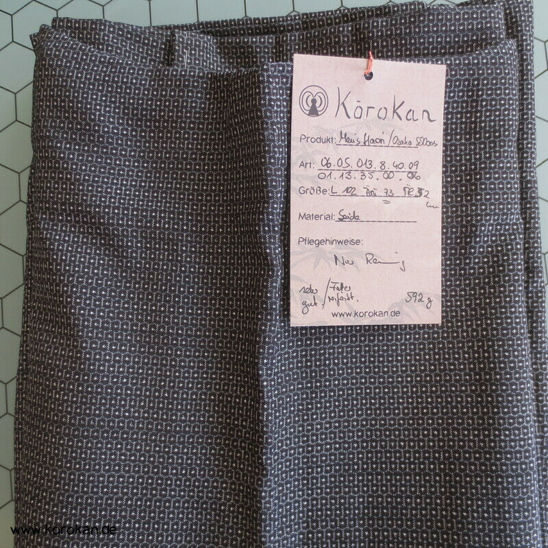 Tsumugi Seiden Haori, Shikishi Futter Burg