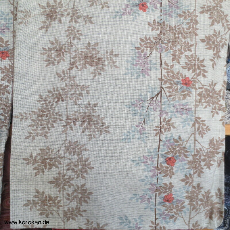 gedruckte Zweige Oshima Tsumugi Seiden Kimono