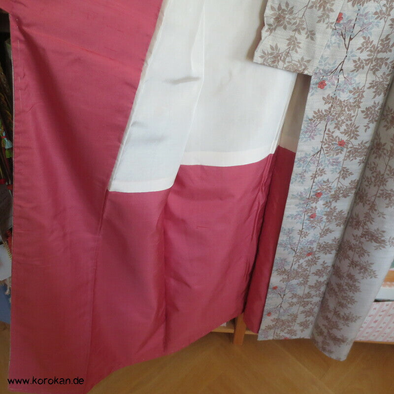 gedruckte Zweige Oshima Tsumugi Seiden Kimono