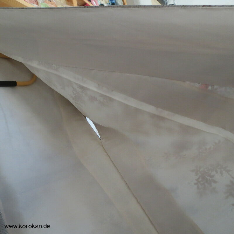 gedruckte Zweige Oshima Tsumugi Seiden Kimono