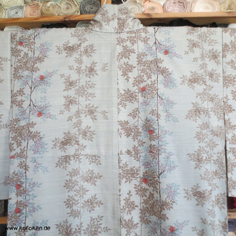 gedruckte Zweige Oshima Tsumugi Seiden Kimono