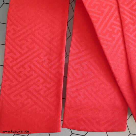 kirschroter HanEri, Kasane Eri,