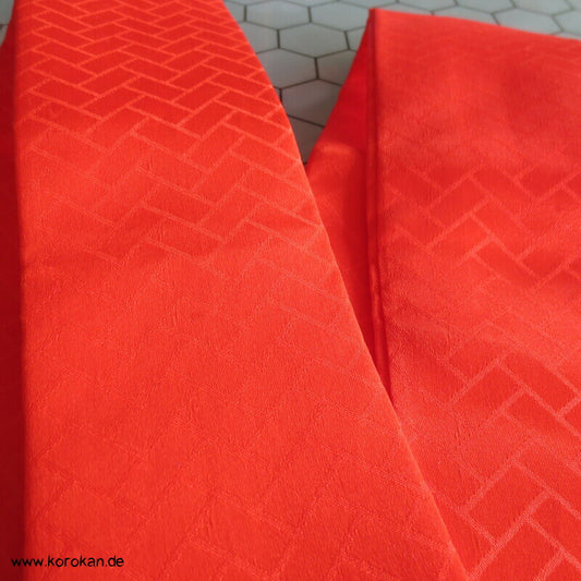 hellroter HanEri, Kasane Eri