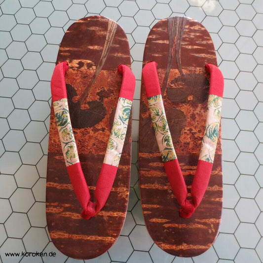 Vintage unbenutzte Geta für Frauen - geschnitzte Innensohle