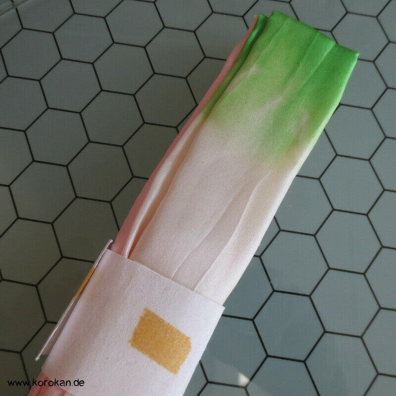 Shibori Seidenpongé, grün - rosa Himo - Bindeband, Seide