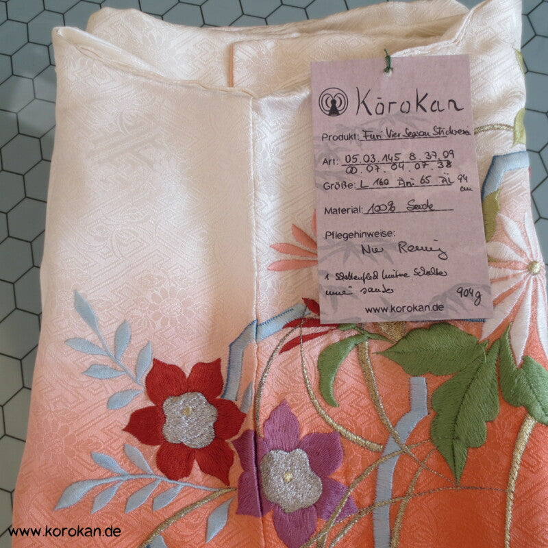 Sonnenaufgang, 4 Jahreszeiten Stickereien Furisode Seiden Kimono