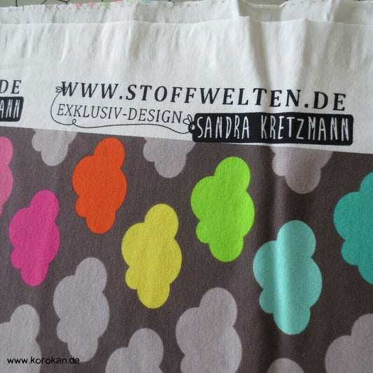 Bunte Wolken Baumwolljersey von Stoffwelten