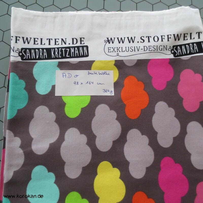 Bunte Wolken Baumwolljersey von Stoffwelten