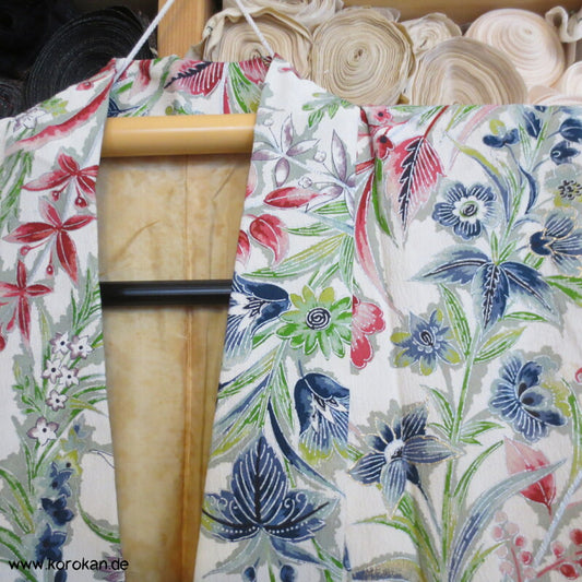 Japan Bingata Druck, Silber Seidencrepe Komon Kimono