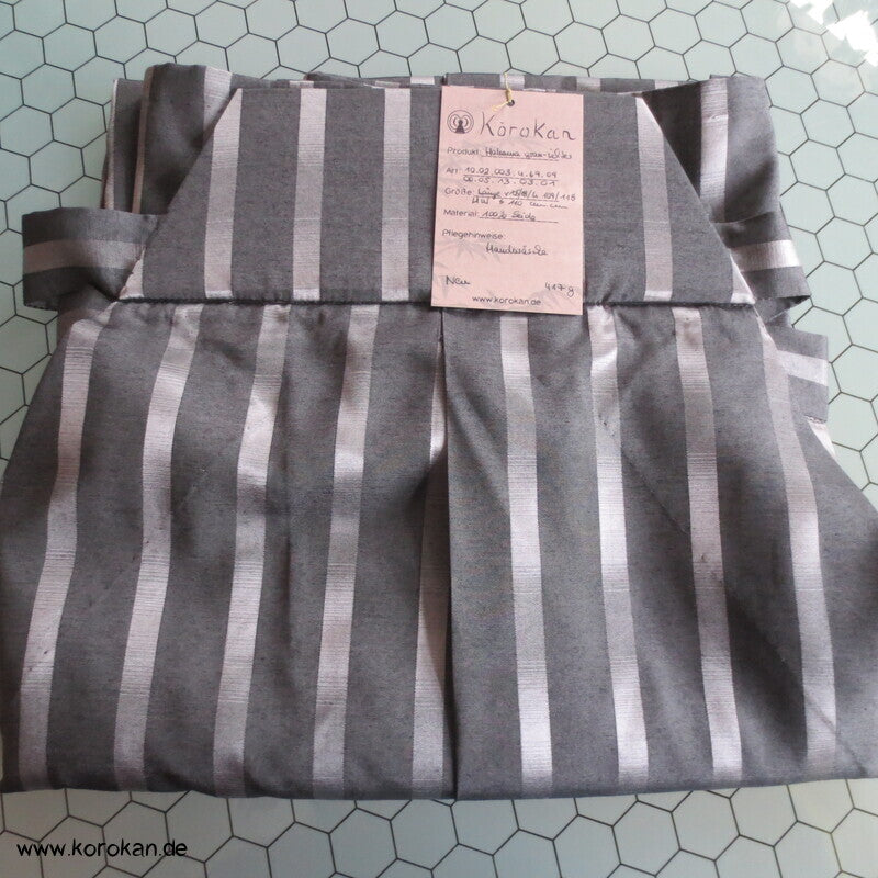gestreifte Seiden Hakama - Umanori Hosentyp - neu