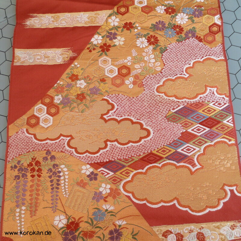 Wolken Blüten etc... Seidenbrokat Panel