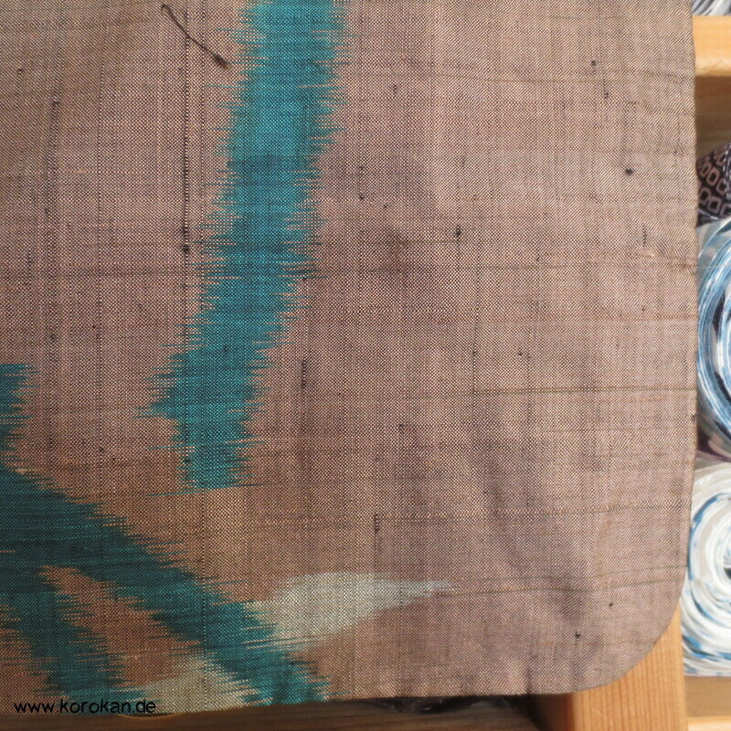 Meisen Komon Kimono mit riesigen Kiefernnadeln, antik