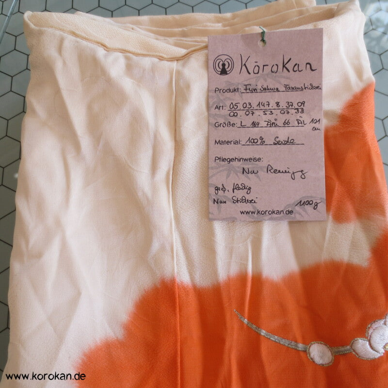 Fasan und Pflaumenblütenstickereien Furisode Seidendamast Kimono