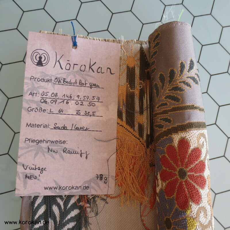 Schmetterlinge Seidenbrokat Musterpanel