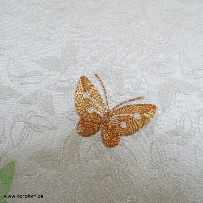 Schmetterlinge, gewebt, gemalt, gestickt Homongi Kimono Seidendamast