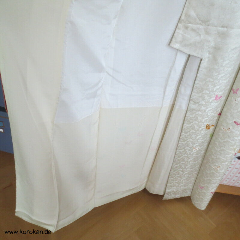 Schmetterlinge, gewebt, gemalt, gestickt Homongi Kimono Seidendamast