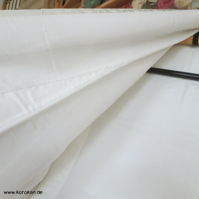 Schmetterlinge, gewebt, gemalt, gestickt Homongi Kimono Seidendamast