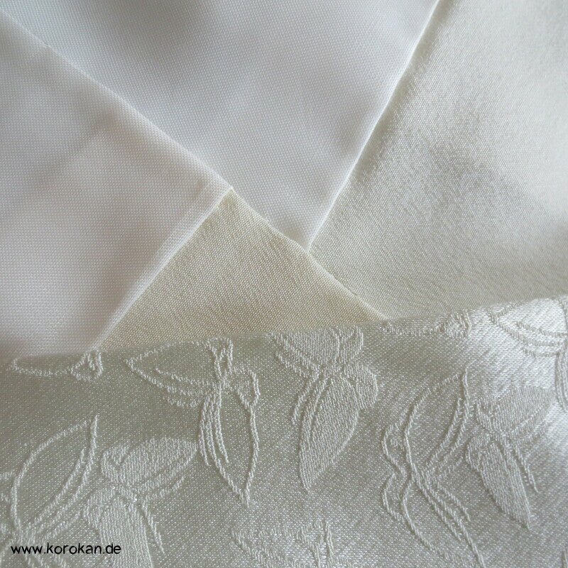 Schmetterlinge, gewebt, gemalt, gestickt Homongi Kimono Seidendamast