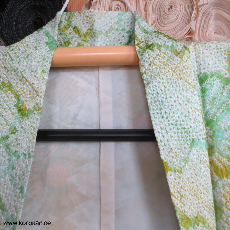 Full Shibori hellgrüne Blüten Seidendamast Haori Kimonojacke mit Himo