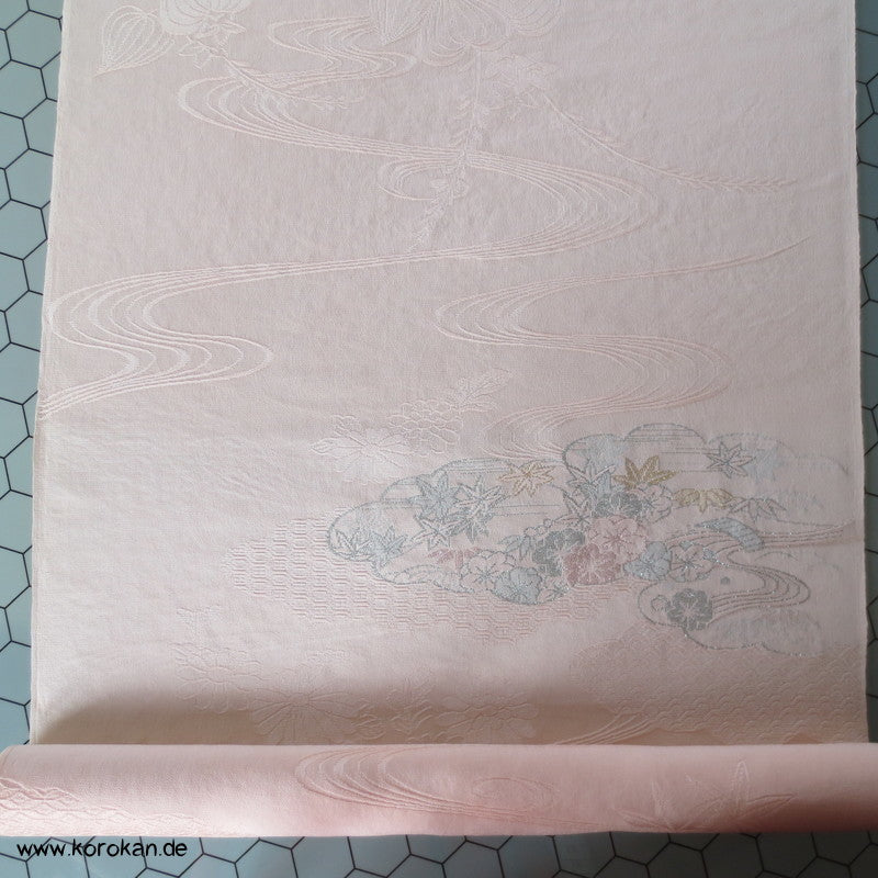 Himmelswolken Seidenjacquard, Lurex und Urushi, pastellfarben