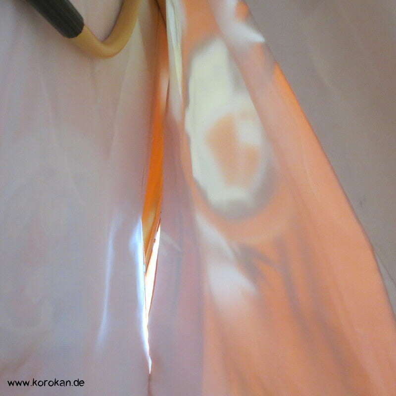 Furisode Kimono Seidendamast Schmetterlings Mon vor Bambus mit viel Gold