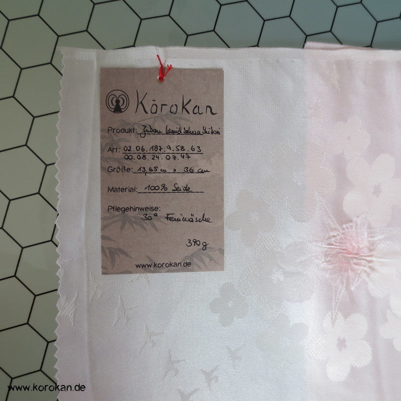 Kraniche mit Shibori Juban Futterseide