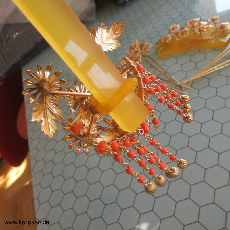 Geisha - Braut Haarschmuck - gold Bernstein Harz mit Korallenkugeln