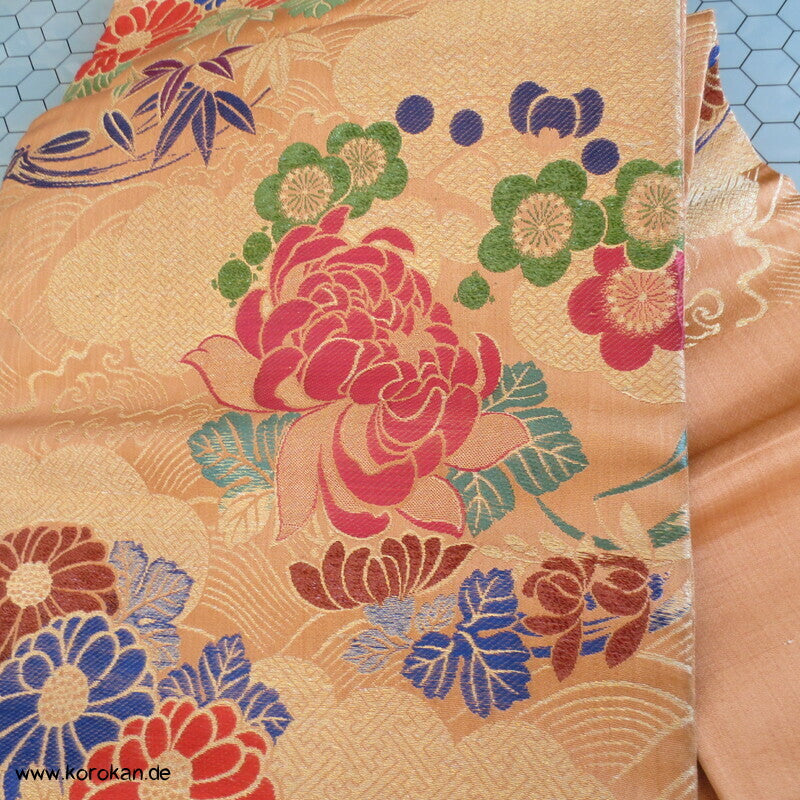 Kusudama Nagoya Obi, kupfergold mit bunt