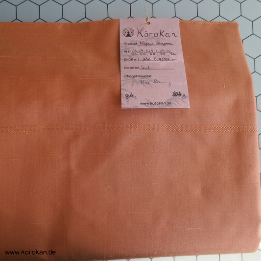 Nagoya Obi Seide, Kinder mit Papierschirmen