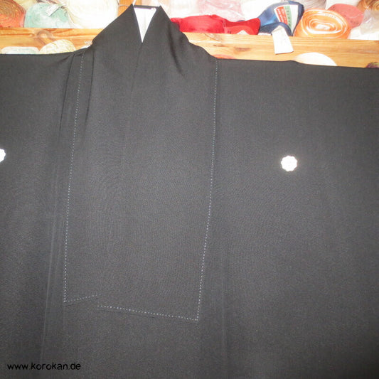 großer 5 Mon Mofuku, formeller schwarzer Seidencrepe Kimono