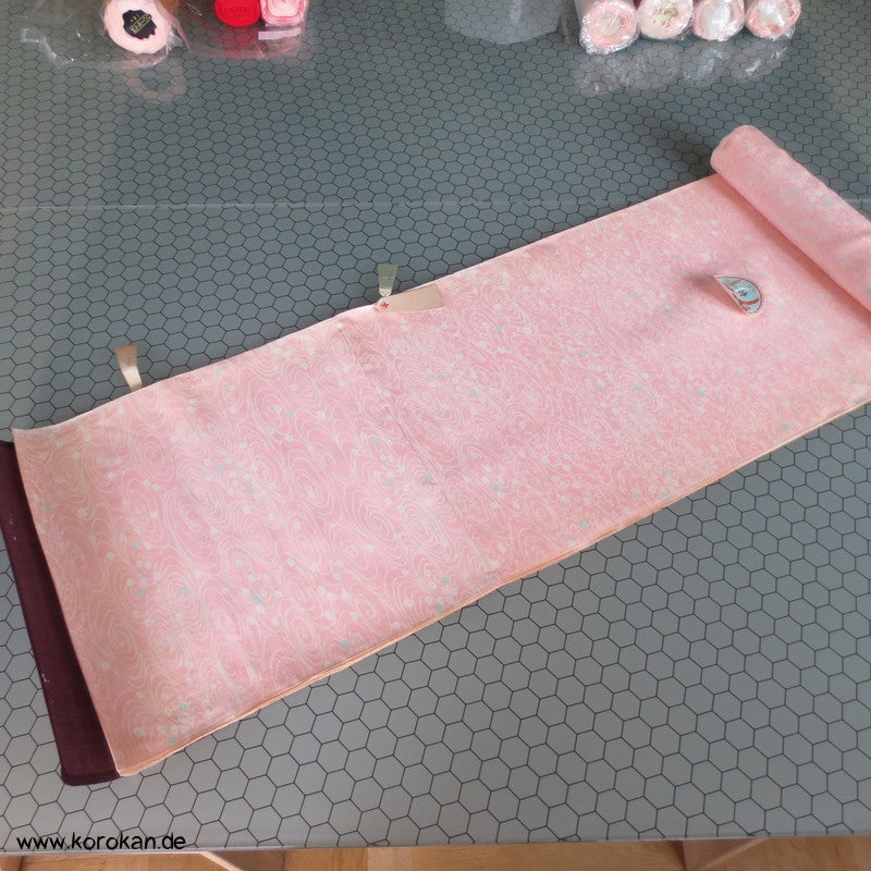 kleine Blüten Seidendamast Tanmono für Haori / Kimono