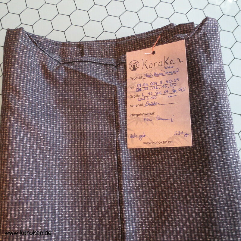 braunschwarze Kasuri Seiden Tsumugi Haori Jacke