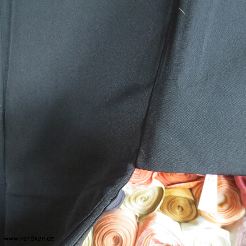 Montsuki Ensemble, 5 Pinienwald Mon, gewebtes Bildfutter im Haori, Seide