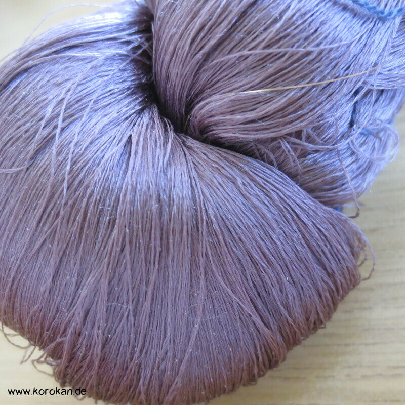 dunkles mauve Seidengarn zum Weben aus japanischer Obi Werkstatt