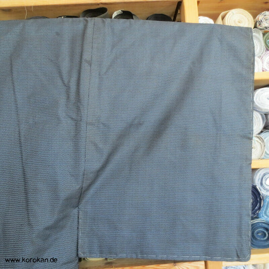 Männer Tsumugi Seiden Kasuri Kikko Kimono, blau