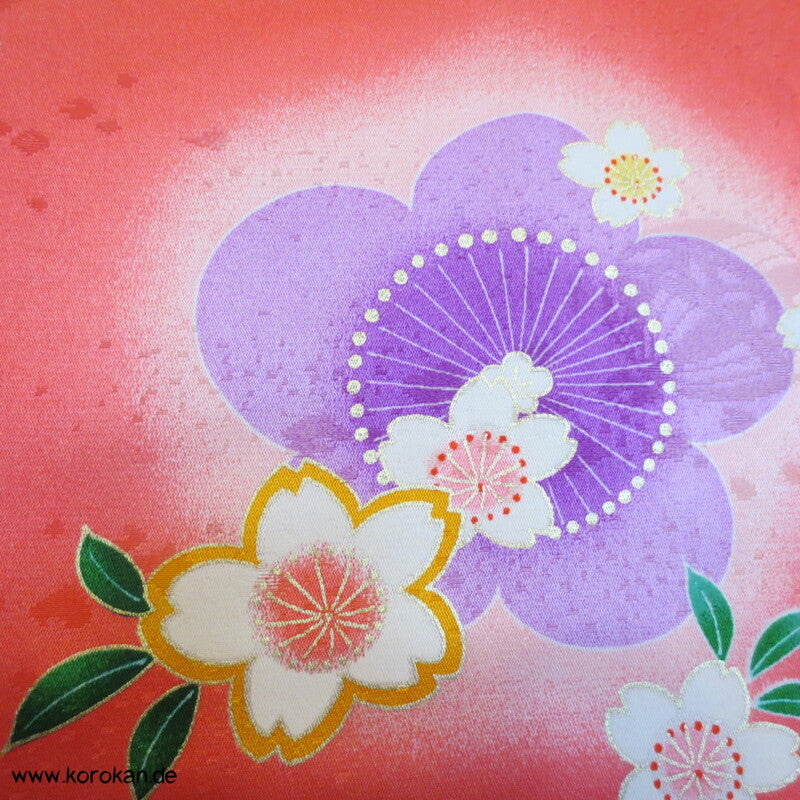 kleine Mädchen Shichigosan / Tauf Furisode - Temaribällen