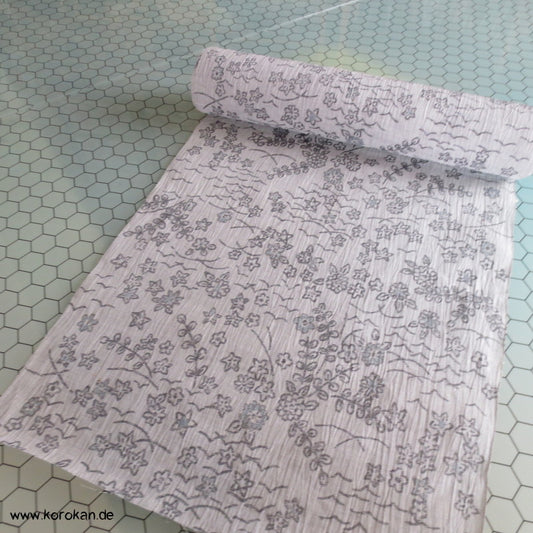 Yukata Kimono Stoff Blüten, Blätter Kasuri Hanf Crepe