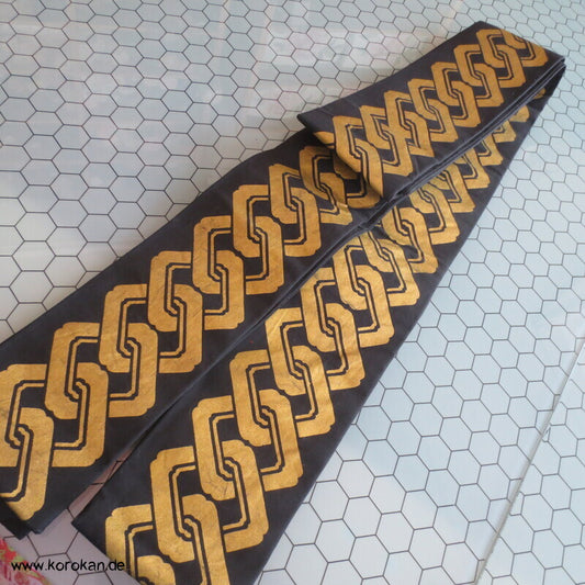 Kaku Männer Obi Gürtel schwarze Baumwolle mit goldenem Kettendruck