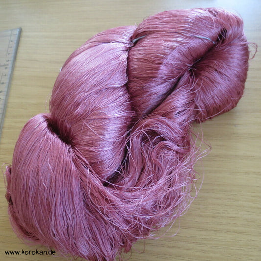 rosapink rosenrotes Seidengarn zum Weben aus japanischer Obi Werkstatt