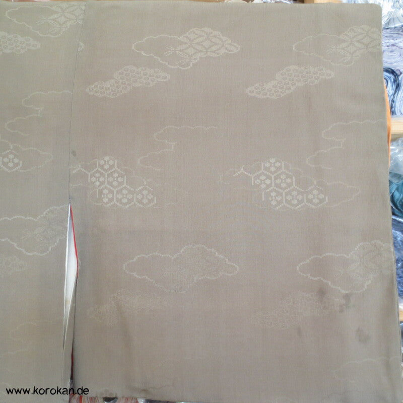 Chrysanthemen, Stickerei, antiker Irotomesode, khaki Seiden Kimono